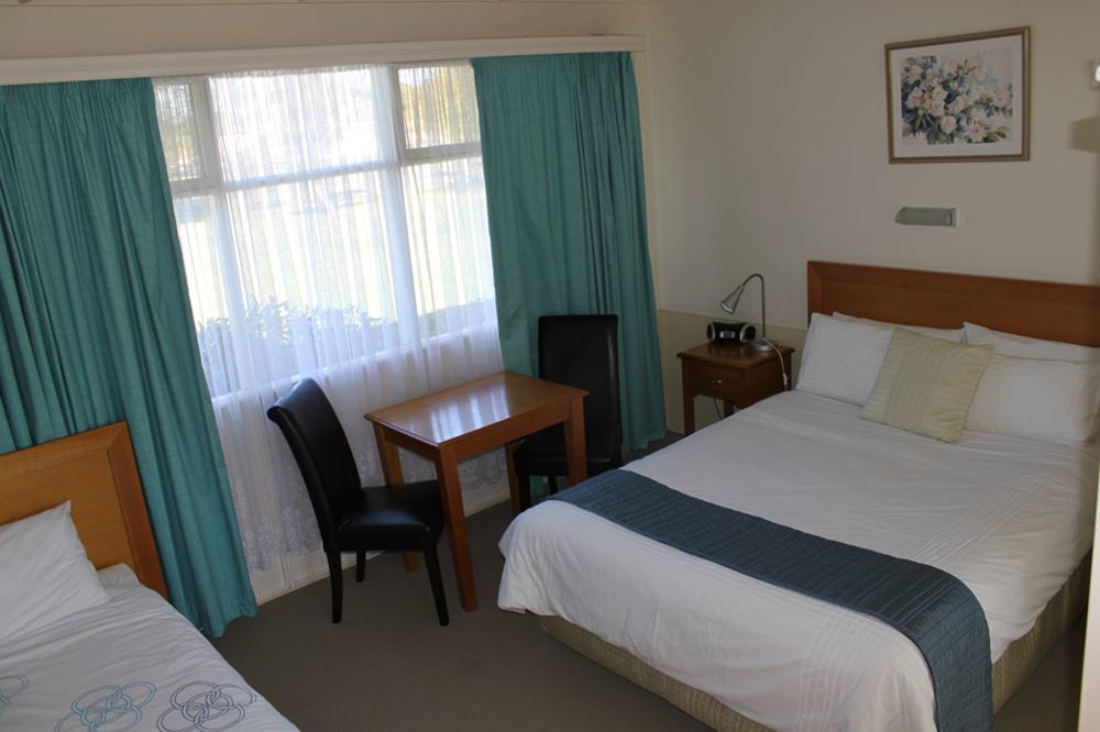 Kaniva Midway Motel Екстер'єр фото