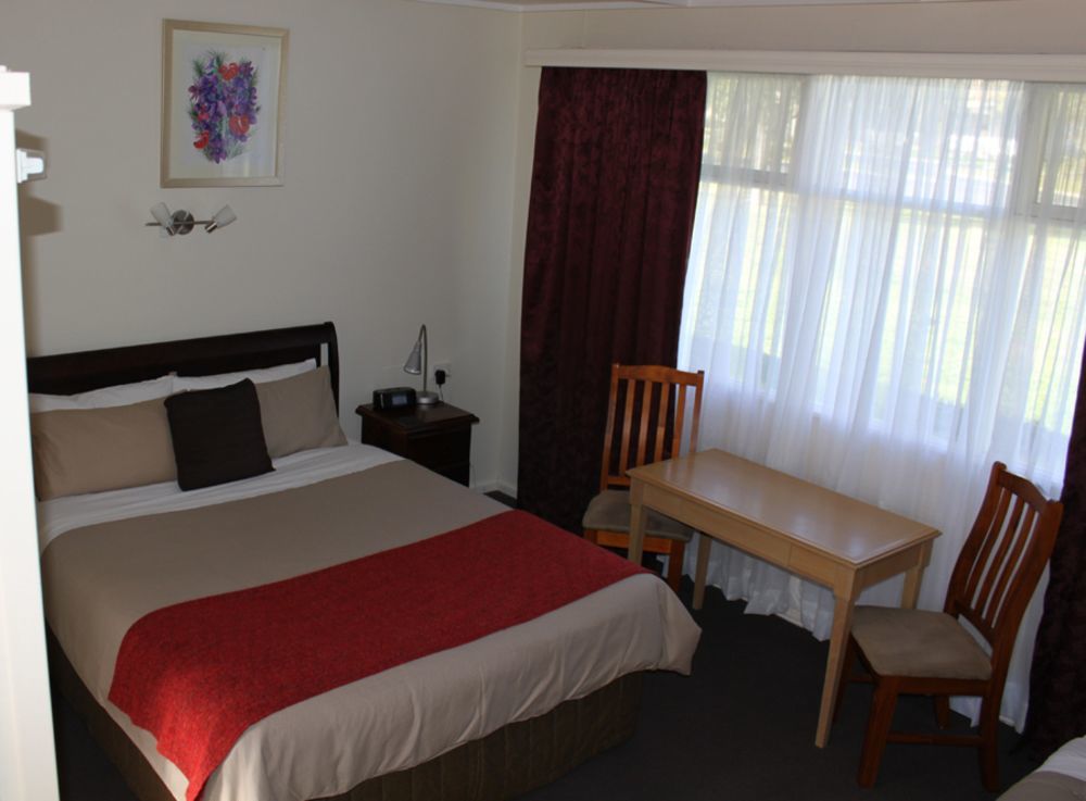 Kaniva Midway Motel Екстер'єр фото