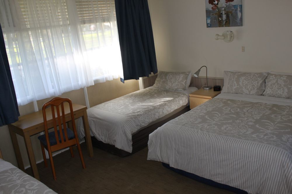 Kaniva Midway Motel Екстер'єр фото